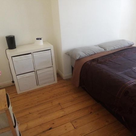 Malaika One Apartment Плъмстед Екстериор снимка